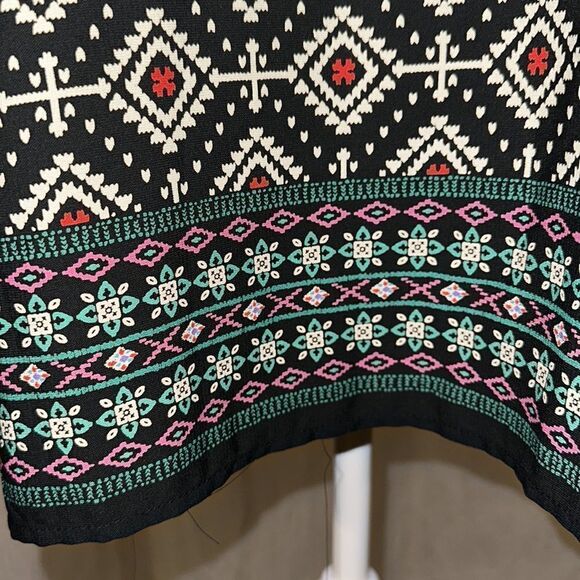 Amber Blue L Black Ivory Multicolored Contrast Sleeveless Light Shift Dress - Picture 5 of 10